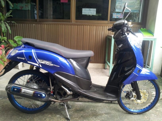 ขาย FINO แต่งสวย เครื่องแรง สีสวย ปั๊มBrembo แท้ พร้อมซิ่ง เอกสารครบ