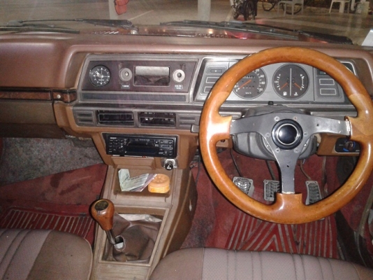 ขาย dutsun stanza pa10 ปี 1981 สภาพดี 28000ลดราคาจะไปซื้อมอไซค์คับ