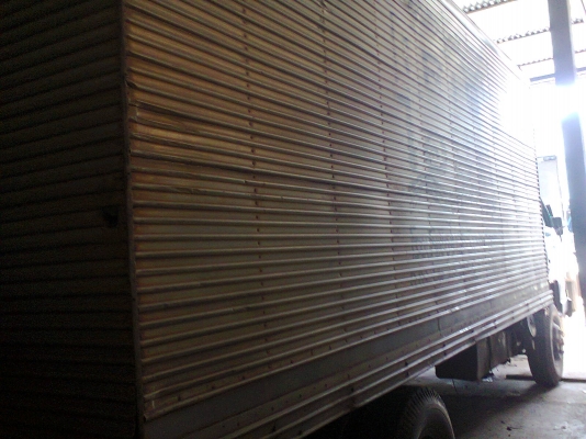 (ไม่เอาตู้ 290,000 ด่วน)ขาย NPR58P ยาว 5 เมตร เฟือง F หน้า- หลัง เครื่อง 4BE1  110แรง เครื่องดี แชชซีสวย พวงมาลัย power