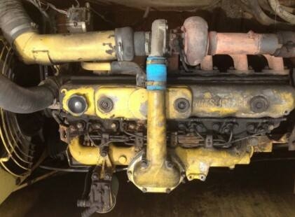 ***ขายแล้วครับขอบคุณ Truck2hand ขาย แบกโฮ KOBELKO MARK/// SK200 เก๋งเทาแท้ ซีเรียลสูง 17,349 สภาพจัด เครื่องเดิมปั๊มเดิม ใช้งานปกติ ไม่โหลดเลย ช่วงล่างเต็ม เอวใหม่แน่นเปรียะ โซ่ ใบแทรก สภาพสวย ไฟฟ้าตัด เอกสารเล่มทะเบียนครับ พร้อมใช้ พร้อมลุยงาน ราคาต่อรอง