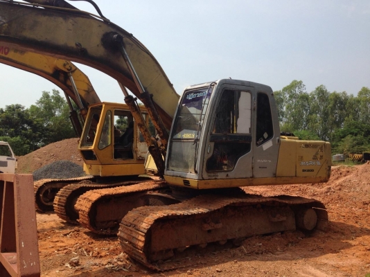 ***ขายแล้วครับขอบคุณ Truck2hand ขาย แบกโฮ KOBELKO MARK/// SK200 เก๋งเทาแท้ ซีเรียลสูง 17,349 สภาพจัด เครื่องเดิมปั๊มเดิม ใช้งานปกติ ไม่โหลดเลย ช่วงล่างเต็ม เอวใหม่แน่นเปรียะ โซ่ ใบแทรก สภาพสวย ไฟฟ้าตัด เอกสารเล่มทะเบียนครับ พร้อมใช้ พร้อมลุยงาน ราคาต่อรอง