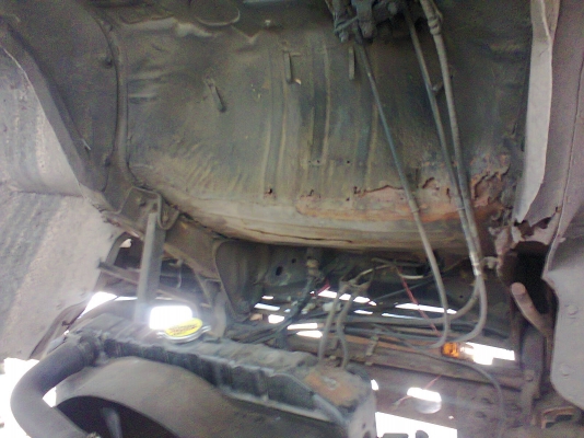 (ไม่เอาตู้เหลือ 250,000ด่วน)ขาย KM779 ยาว 5.5 เมตร 117 แรง เครื่องดี ใช้งานปกติครับ