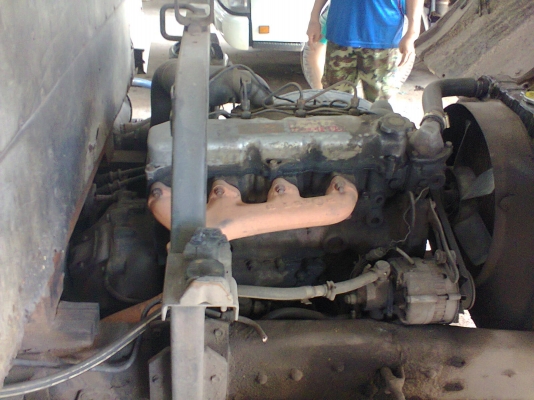 (ไม่เอาตู้เหลือ 250,000ด่วน)ขาย KM779 ยาว 5.5 เมตร 117 แรง เครื่องดี ใช้งานปกติครับ