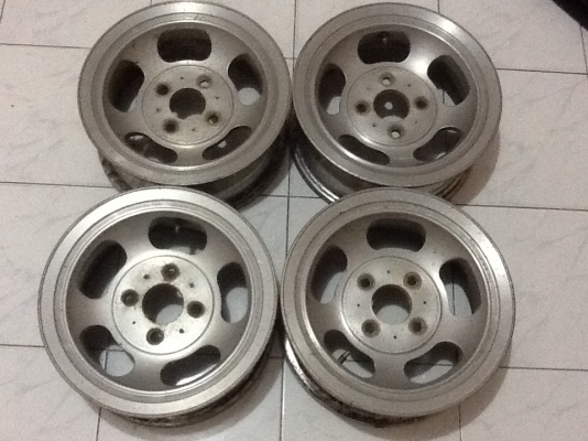 ล้อแม็กใส่ มาสด้า มิร่า ke