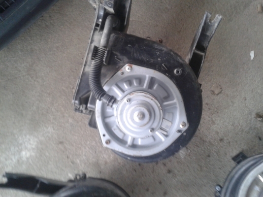 ขายพัดลมแอร์ A31 มีหลายตัว ขายพัดลมแอร์ A31 มีหลายตัว