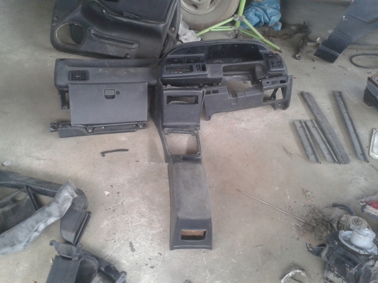 ขายคอนโซลหน้า+คอนโซลกลางทั้งชุด 1,800