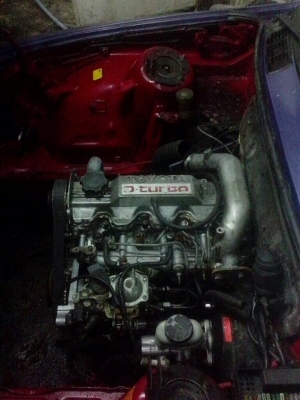 ขายเครื่องยนดีเซล2000c.c ของToyota 2c  เทอร์โบ
