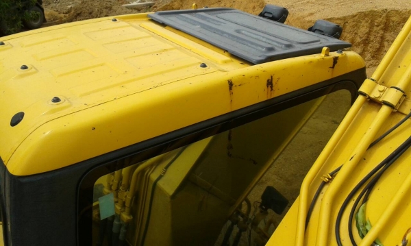 ขายดาวน์...PC200-7 ใช้เกือบ4700ชม..รถสวยเดิมๆ S/N C80088