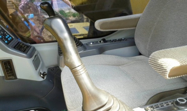 ขายดาวน์...PC200-7 ใช้เกือบ4700ชม..รถสวยเดิมๆ S/N C80088