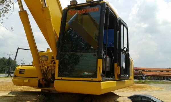 ขายดาวน์...PC200-7 ใช้เกือบ4700ชม..รถสวยเดิมๆ S/N C80088