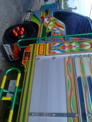 ขายหกล้อดั้ม อีซุ