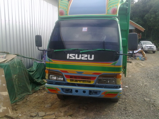 ขายหกล้อดั้ม อีซุ