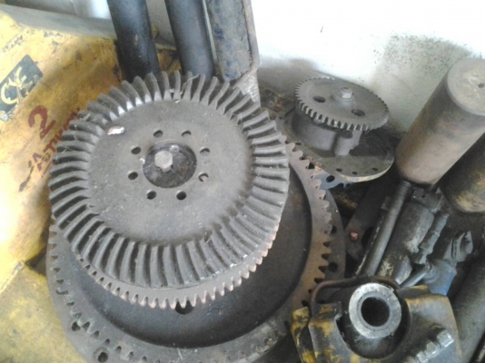 ขายเหมาอะไหล่จักรกลหนัก ตามรูป ทุกอย่างเหมา 35000