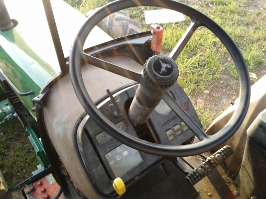 ขายรถไถjohn deer2850