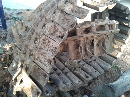 ขาย KOMATSU D 20-6 KOMATSU D 20-5 รวม 2 คัน เครื่อง 4D95