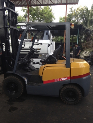 ขายฟอร์คลิฟท์ tcm FD25 t3