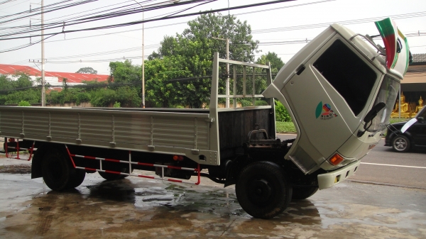 HINO ฃุปเปอร์เสี่ย เครื่อง117 ดาวน์45000ผ่อน14700/36เดิอน