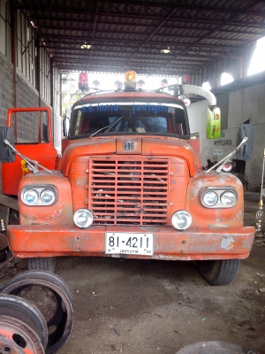 ขายรถยกหกล้อhino