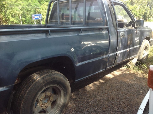 ขาย Cyclone ปี 38 จอโค้ง รถพร้อมใช้ ภาษีขาด 1 เดือน เล่มพร้อม ขาย Cyclone ปี 38 จอโค้ง รถพร้อมใช้ ภาษีขาด 1 เดือน เล่มพร้อม