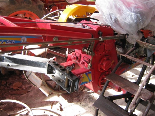 ขายรถใหม่ซื้อมา ลงนาแค่ครั้งเดียว ประมาณ 8 ชั่วโมง แถม คราด หัวหมู ขายรถใหม่ซื้อมา ลงนาแค่ครั้งเดียว ประมาณ 8 ชั่วโมง แถม คราด หัวหมู