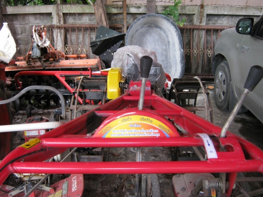 ขายรถใหม่ซื้อมา ลงนาแค่ครั้งเดียว ประมาณ 8 ชั่วโมง แถม คราด หัวหมู ขายรถใหม่ซื้อมา ลงนาแค่ครั้งเดียว ประมาณ 8 ชั่วโมง แถม คราด หัวหมู