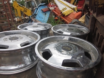 ขายถูก-กระทะล้อ แมกซ์ มือสองจากนอก สภาพสวย สำหรับรถเก๋ง กระบะ ขอบ 18 จำนวน 4 วง ราคา 25,000 บาท