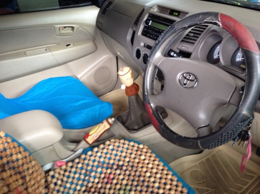 ขาย วีโก้ 4 ประตู เครื่อง 2,500 ตัวท๊อป