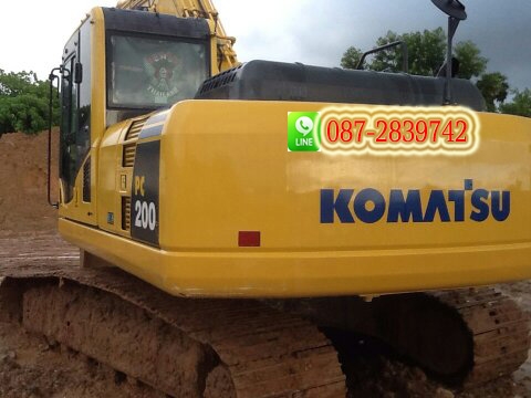 ขาย  แบคโฮ KOMATSU  PC 200-8   เดินเครื่อง 5,5xx  ชม.  ติดไลน์สำหรับหัวกระแทก