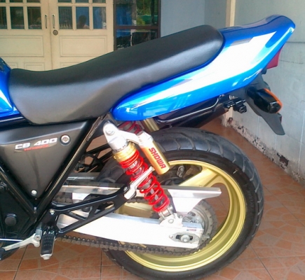 ขาย cb 400ปี 97 อินวอย สรรพสามิตร  สวยจัด