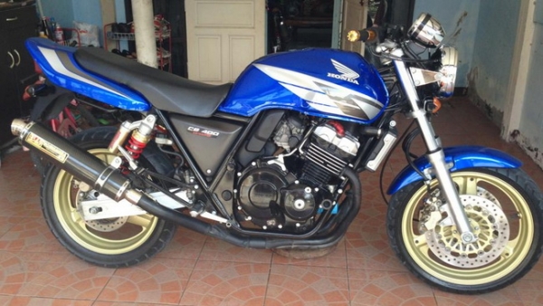 ขาย cb 400ปี 97 อินวอย สรรพสามิตร  สวยจัด