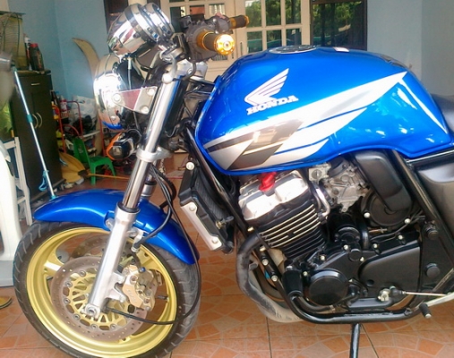 ขาย cb 400ปี 97 อินวอย สรรพสามิตร  สวยจัด