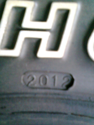 ขายยางมัด 30-9.5-15 ยางใหม่1คู่ ุ6000.B MAXXIS ขายยางมัด 30-9.5-15 ยางใหม่1คู่ ุ6000.B MAXXIS