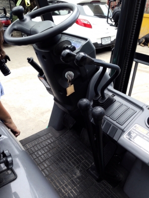 ***ขายรถยกเก่านอก100\%*** MITSUBISHI GRANDIA FG14 เสาสูง3เมตร ***ขายรถยกเก่านอก100\%*** MITSUBISHI GRANDIA FG14 เสาสูง3เมตร