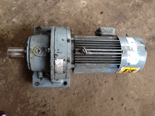 ขายมอเตอร์เกียร์ Cyclo drive Sumitomo 3 HP. 380V อัตราทด 1:43 มีเบรคในตัว สภาพสวย มี 2 ตัวครับ ขายมอเตอร์เกียร์ Cyclo drive Sumitomo 3 HP. 380V อัตราทด 1:43 มีเบรคในตัว สภาพสวย มี 2 ตัวครับ