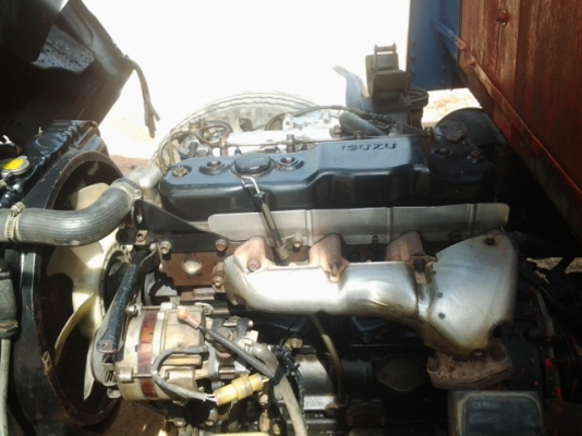 NPR 115 F หลัง ยาง8.25ยางหน้า 90 \%