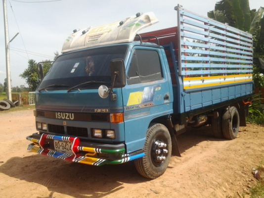 NPR 115 F หลัง ยาง8.25ยางหน้า 90 \%