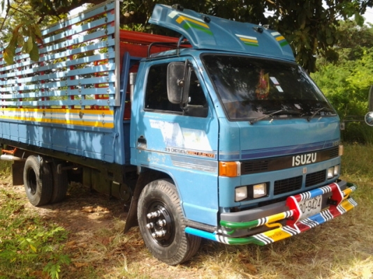 NPR 115 F หลัง ยาง8.25ยางหน้า 90 \%