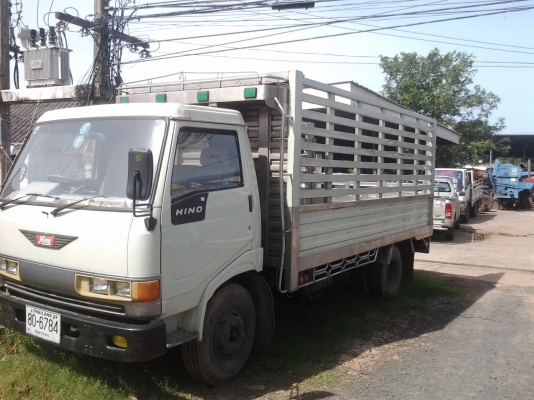 ขายกระบะเสตนเลสตามสภาพใส่กับ. 6. ล้อ. ฮีโน่