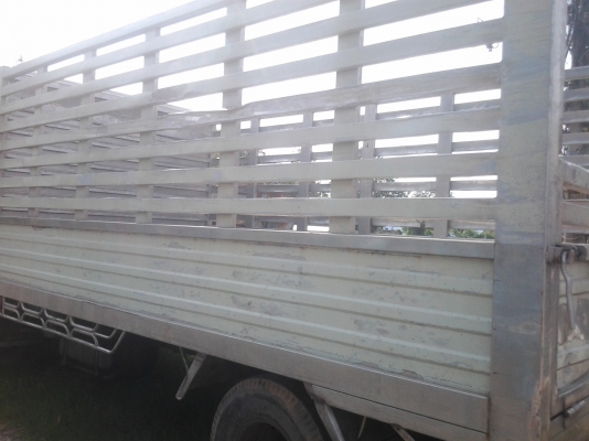 ขายกระบะเสตนเลสตามสภาพใส่กับ. 6. ล้อ. ฮีโน่