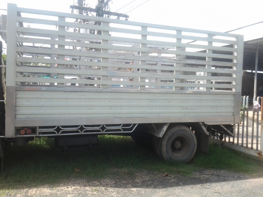 ขายกระบะเสตนเลสตามสภาพใส่กับ. 6. ล้อ. ฮีโน่