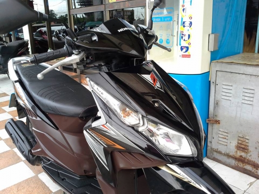 ขายถูก Click - i ปี 2555 สีดำ น้ำตาล รถสวยประหยัดน้ำมัน