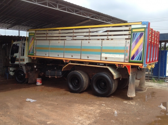 HINO สิบล้อ 2 เพลาดัมพ์ HINO สิบล้อ 2 เพลาดัมพ์