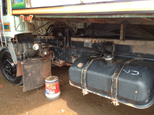 HINO สิบล้อ 2 เพลาดัมพ์ HINO สิบล้อ 2 เพลาดัมพ์