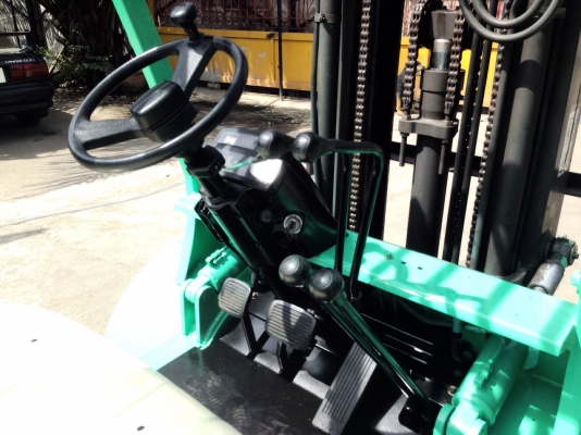 ***ขายรถยกเก่านอกแท้100\%*** MITSUBISHI FD25 เสาสูง6เมตร สนใจสินค้าติดต่อ083-062-0223