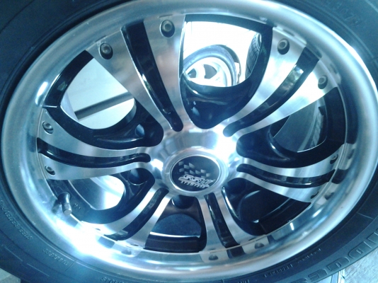 แม็กขอบ 15" 6 รู 139 สวยสวย แม็กขอบ 15" 6 รู 139 สวยสวย