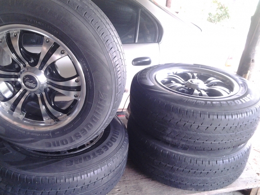 แม็กขอบ 15" 6 รู 139 สวยสวย แม็กขอบ 15" 6 รู 139 สวยสวย