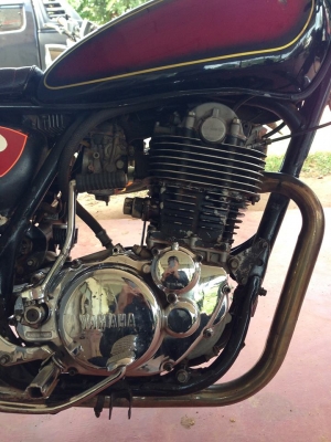 ขายแล้วคับ YAMAHA SR400 แต่งCAFE อินวอยร์สรรพสามิตร 45000 บาทส่งได้ทั่วไทย