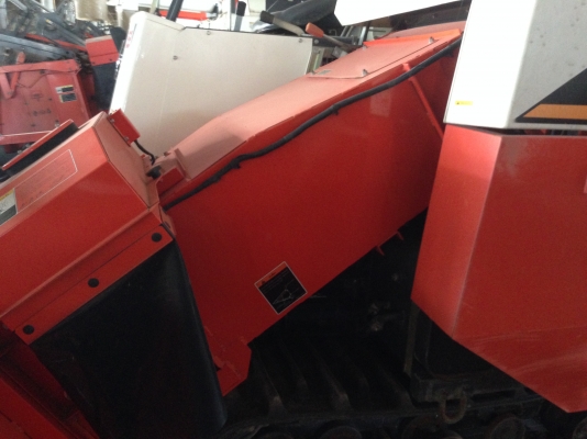 รถเกี่ยว KUBOTA DC68G  มือสอง พร้อมใช้