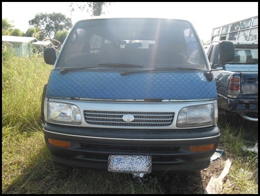 ขายด่วน รถตู้หัวจรวด ติดแก๊ส LPG ขายด่วน รถตู้หัวจรวด ติดแก๊ส LPG