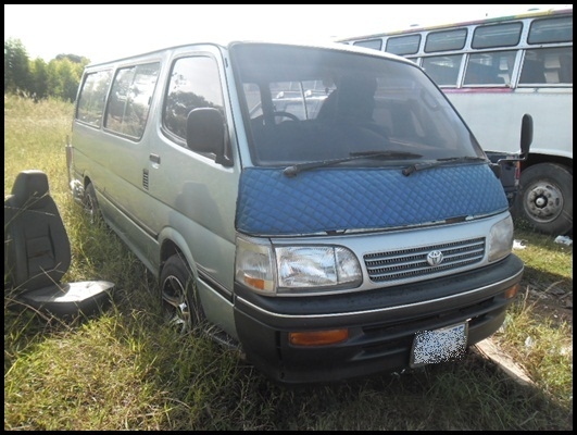 ขายด่วน รถตู้หัวจรวด ติดแก๊ส LPG ขายด่วน รถตู้หัวจรวด ติดแก๊ส LPG